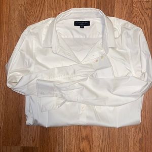 Banana Republic Tailored Fit Button Down Shirt